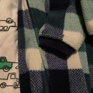 Baby boys sleep and play lot of 8